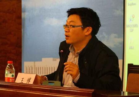 必赢官网隆重召开新生专业介绍会